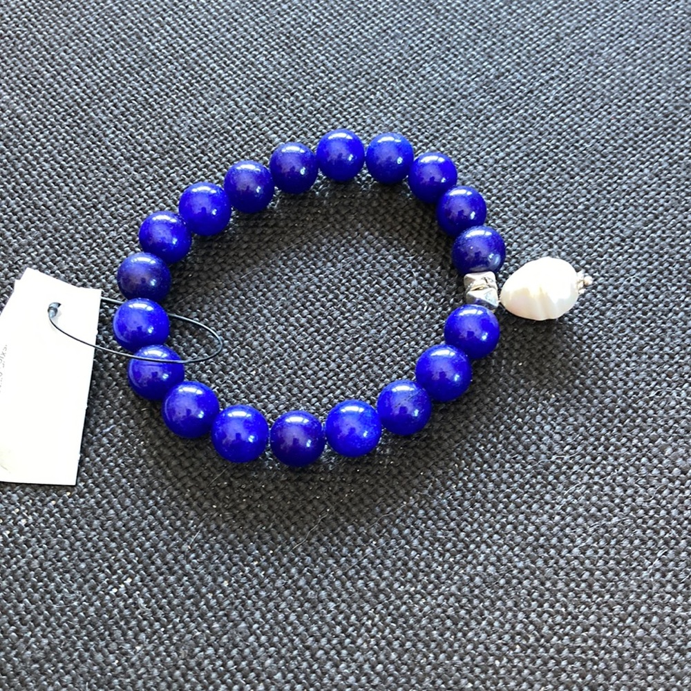 NEW W/TAGS—-Chico’s Royal Blue Bracelet